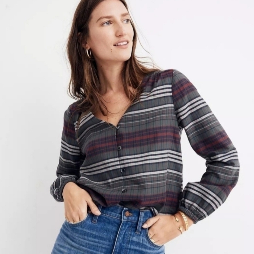Madewell V-Neck Button-Down Shirt in Pineview Plaid.